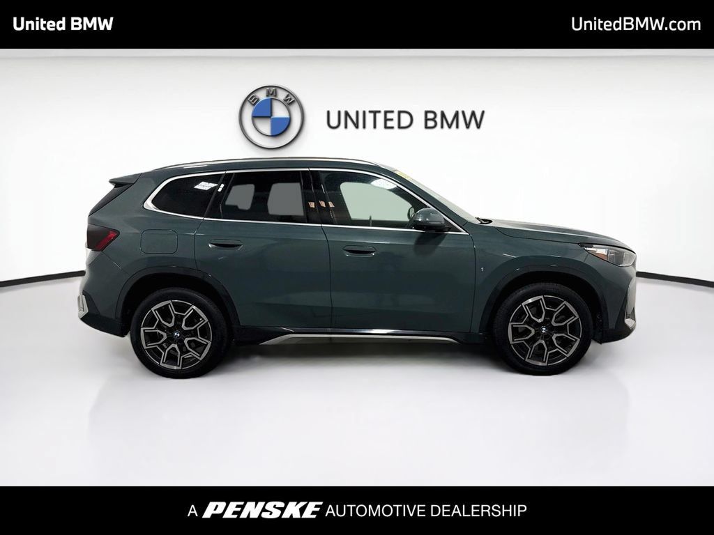 Certified 2025 BMW X1 xDrive28i AWD/4WD image 4