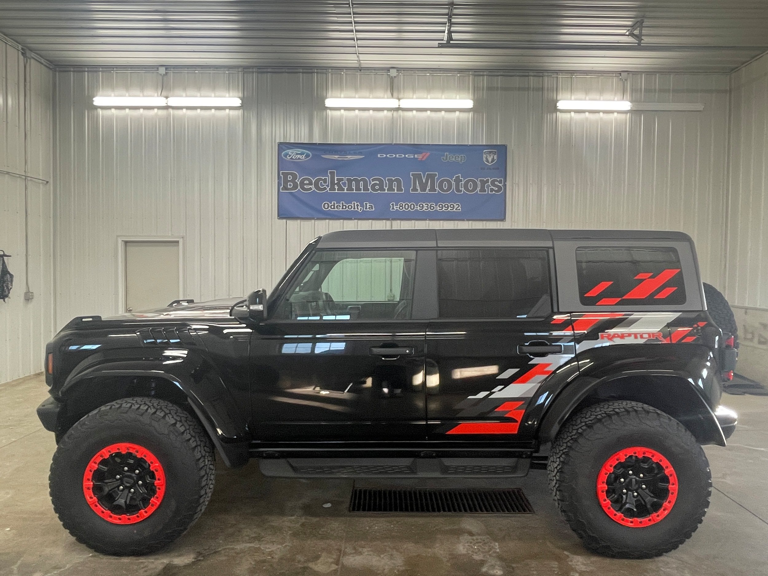 Used 2024 Ford Bronco Raptor AWD/4WD image 2