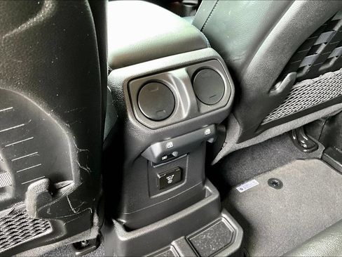Used 2022 Jeep Wrangler Unlimited Rubicon 4xe w/ Steel Bumper Group AWD/4WD image 12