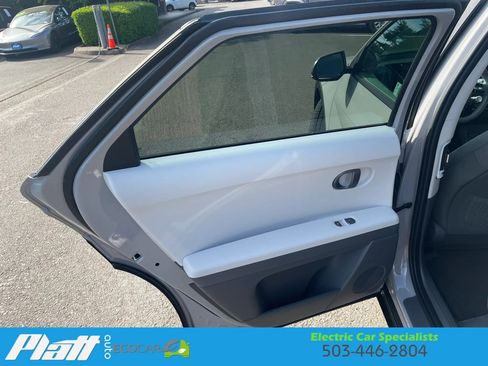 Used 2025 Hyundai Ioniq 5 SEL AWD/4WD image 42