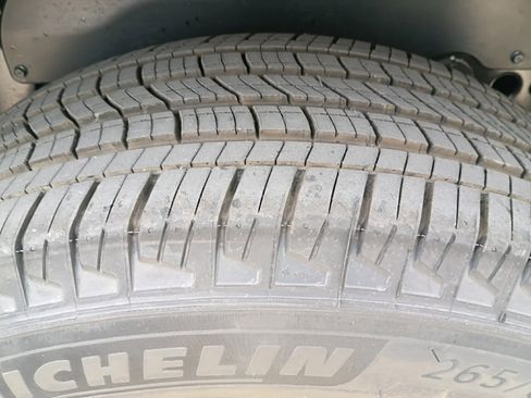 New 2026 Nissan Frontier SV w/ Tow Package image 30