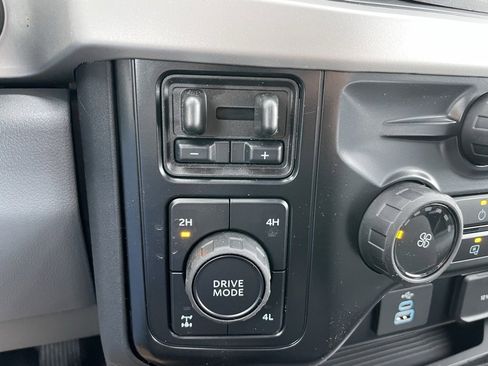 New 2026 Ford F250 XL w/ XL Chrome Package image 46