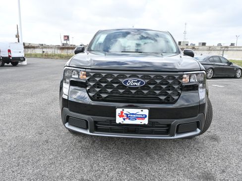 New 2026 Ford Maverick XLT w/ XLT Luxury Package image 9