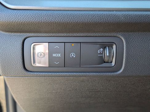 New 2026 Chevrolet Traverse LT w/ Driver Confidence Package image 20