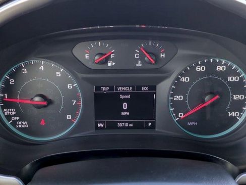 Used 2024 Chevrolet Malibu LT FWD image 11