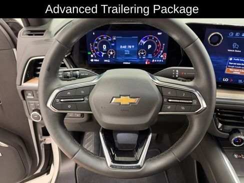 Certified 2025 Chevrolet Tahoe High Country w/ Sun And Tow Package AWD/4WD image 9