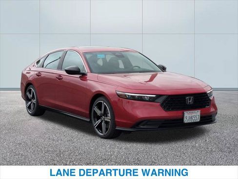 Used 2023 Honda Accord Sport image 4