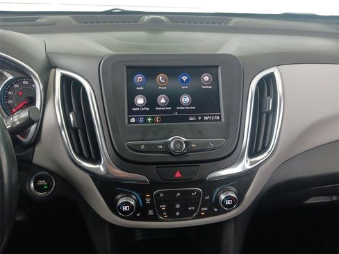 Used 2020 Chevrolet Equinox LT image 12