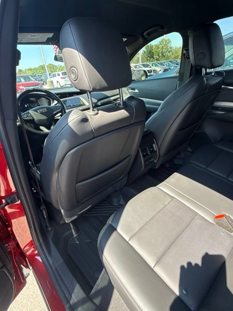 Used 2023 Cadillac XT4 Premium Luxury AWD/4WD image 28