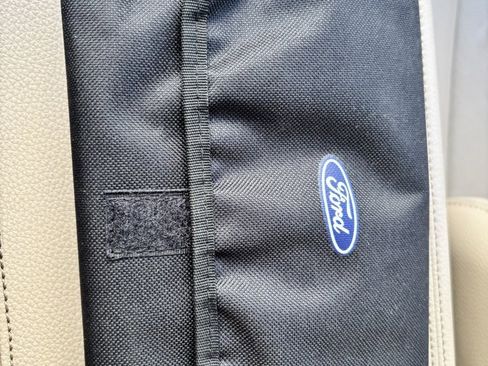 Used 2016 Ford Expedition Limited w/ Equipment Group 301A image 24