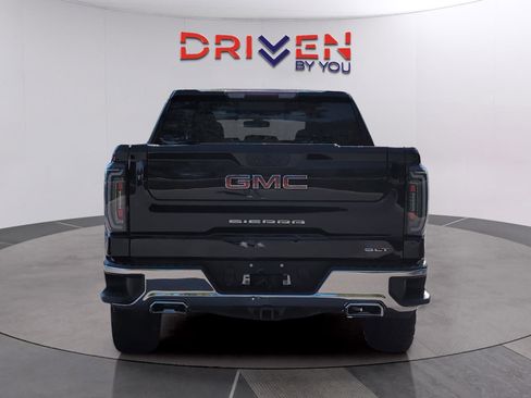 Used 2021 GMC Sierra 1500 SLT image 4
