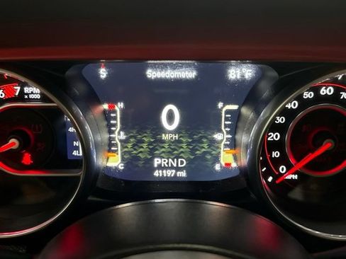 Used 2022 Jeep Wrangler Rubicon w/ Cold Weather Group AWD/4WD image 12