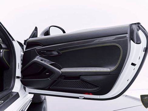 Used 2019 Porsche 911 GT3 RS RWD image 42