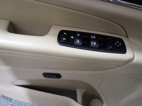 Used 2014 Jeep Grand Cherokee Limited AWD/4WD image 22