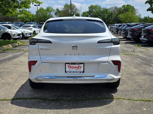 New 2026 Buick Envista Avenir FWD image 8