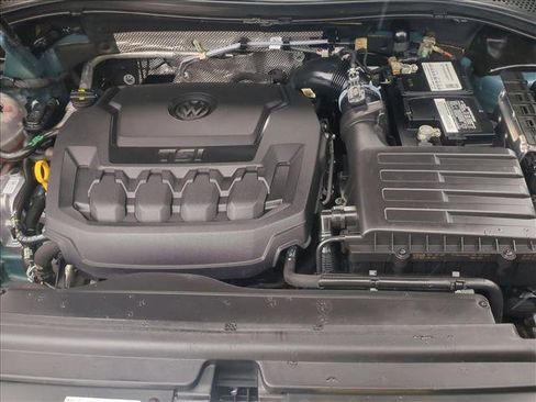 Used 2021 Volkswagen Tiguan SE FWD image 15
