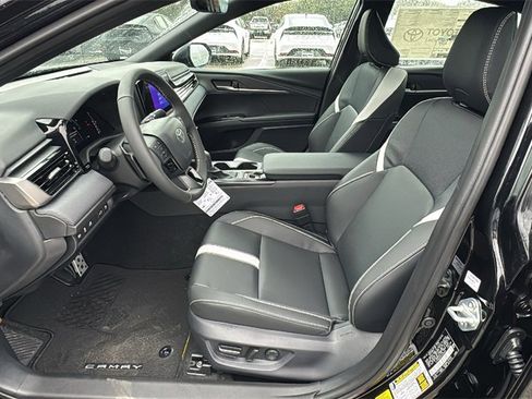 New 2026 Toyota Camry Hybrid image 18