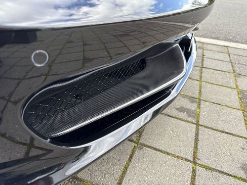 Used 2012 Ferrari 458 Spider image 31