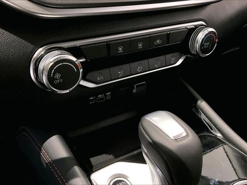 New 2025 Nissan Altima 2.5 SR image 14