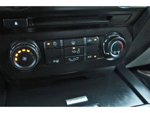 Used 2018 Ford F150 XL w/ Equipment Group 101A Mid RWD image 24