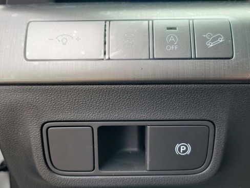 New 2026 Hyundai Kona SE FWD image 18