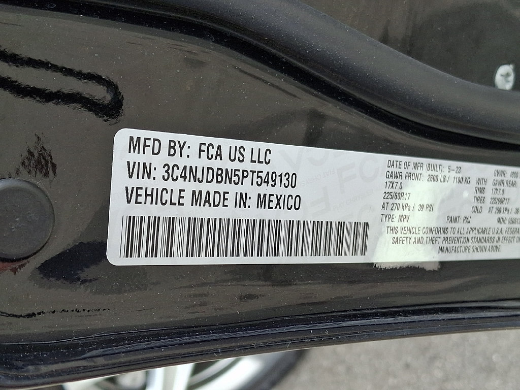 Certified 2023 Jeep Compass Latitude AWD/4WD image 25