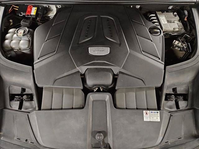 Used 2020 Porsche Cayenne S AWD/4WD image 24