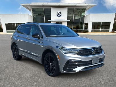 Used 2022 Volkswagen Tiguan SE R-Line