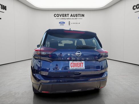 Used 2025 Nissan Rogue SV FWD image 5