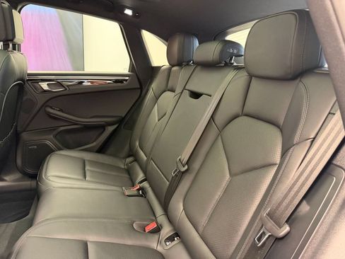 Used 2026 Porsche Macan Turbo AWD/4WD image 17