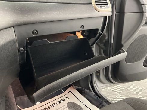 Used 2017 Jeep Grand Cherokee Laredo w/ Quick Order Package 2BE image 40