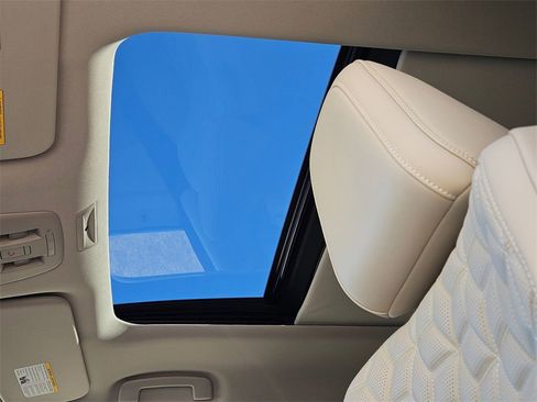 New 2026 Nissan Armada Platinum image 31