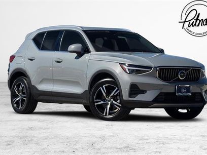 Certified 2025 Volvo XC40 B5 Core
