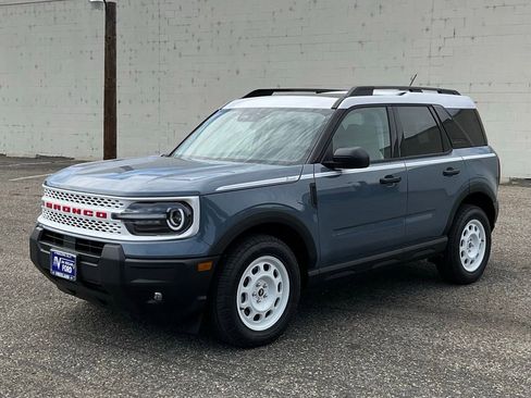 New 2025 Ford Bronco Sport Heritage w/ Convenience Package image 2