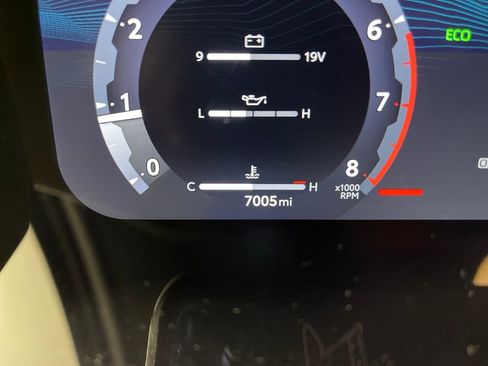 Certified 2025 Toyota Tacoma TRD Off-Road image 19