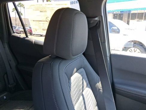 New 2026 Chevrolet Equinox LT w/ LPO, Floor Liner Package FWD image 17