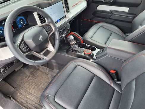 Used 2025 Ford Bronco Stroppe Edition image 12