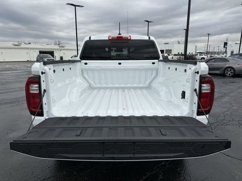 New 2026 GMC Canyon Elevation w/ Convenience Package image 27