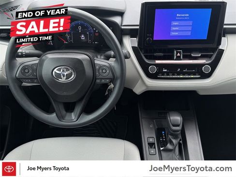 Used 2026 Toyota Corolla Cross L image 19