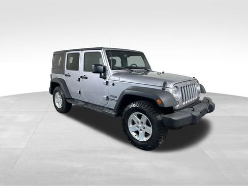 Used 2016 Jeep Wrangler Unlimited Sport w/ Quick Order Package 24S AWD/4WD image 8