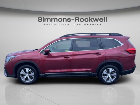 Used 2024 Subaru Ascent Premium w/ Convenience Package image 4