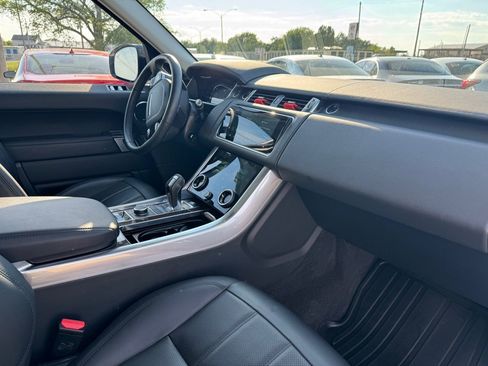 Used 2020 Land Rover Range Rover Sport HSE AWD/4WD image 13