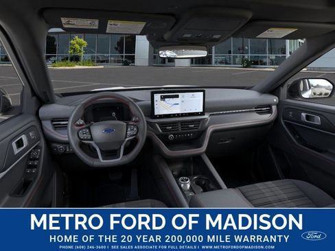New 2026 Ford Explorer ST-Line w/ ST-Line Street Pack AWD/4WD image 9