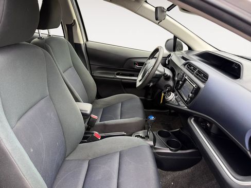 Used 2017 Toyota Prius C Two FWD image 15