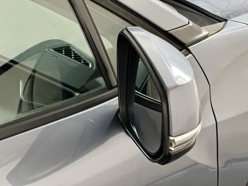 Used 2023 Toyota Corolla Cross LE image 10