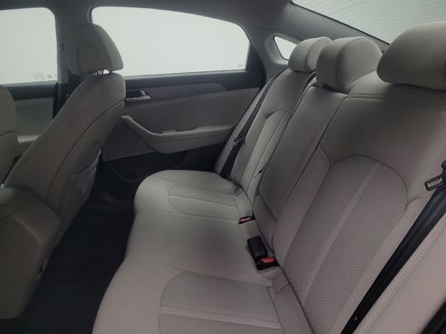 Used 2017 Hyundai Sonata SE FWD image 18