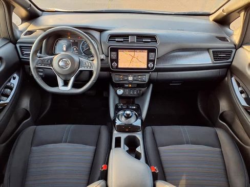 Used 2021 Nissan Leaf SV Plus image 11