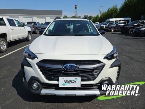 Used 2025 Subaru Outback Limited AWD/4WD image 2