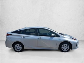 Used 2022 Toyota Prius LE FWD video 4