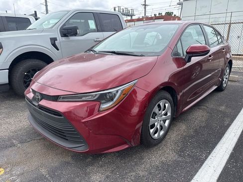 Used 2024 Toyota Corolla LE FWD image 1